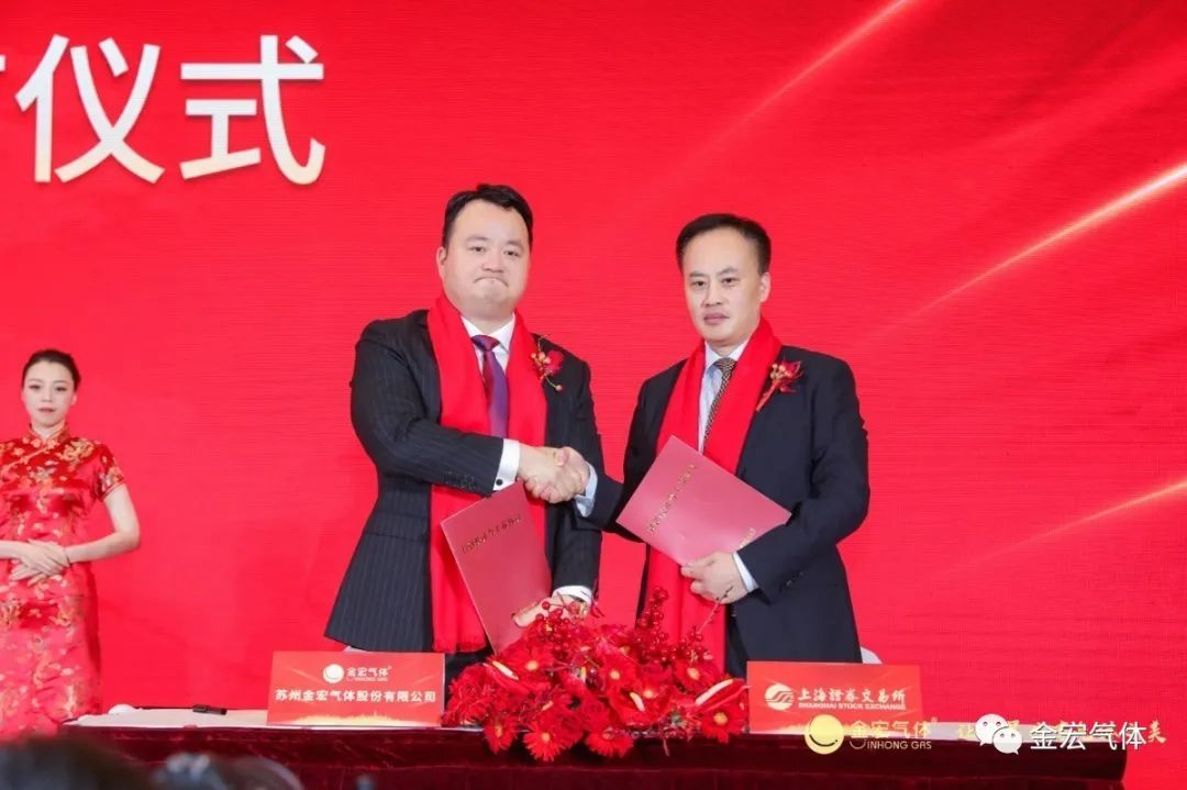 向华.jpg