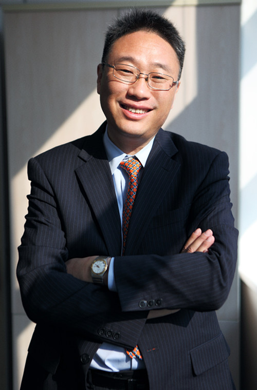 Maxim Integrated大中华及南亚太区销售副总裁李艇_副本.jpg Maxim Integrated大中华及南亚太区销售副总裁李艇_副本.jpg