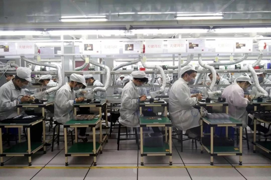 foxconn line scape.jpg foxconn line scape.jpg
