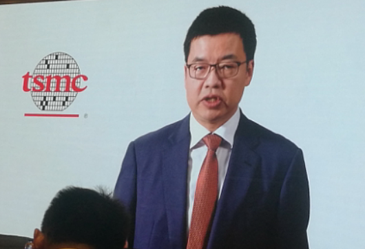 TSMC-Dr.何军.png TSMC-Dr.何军.png