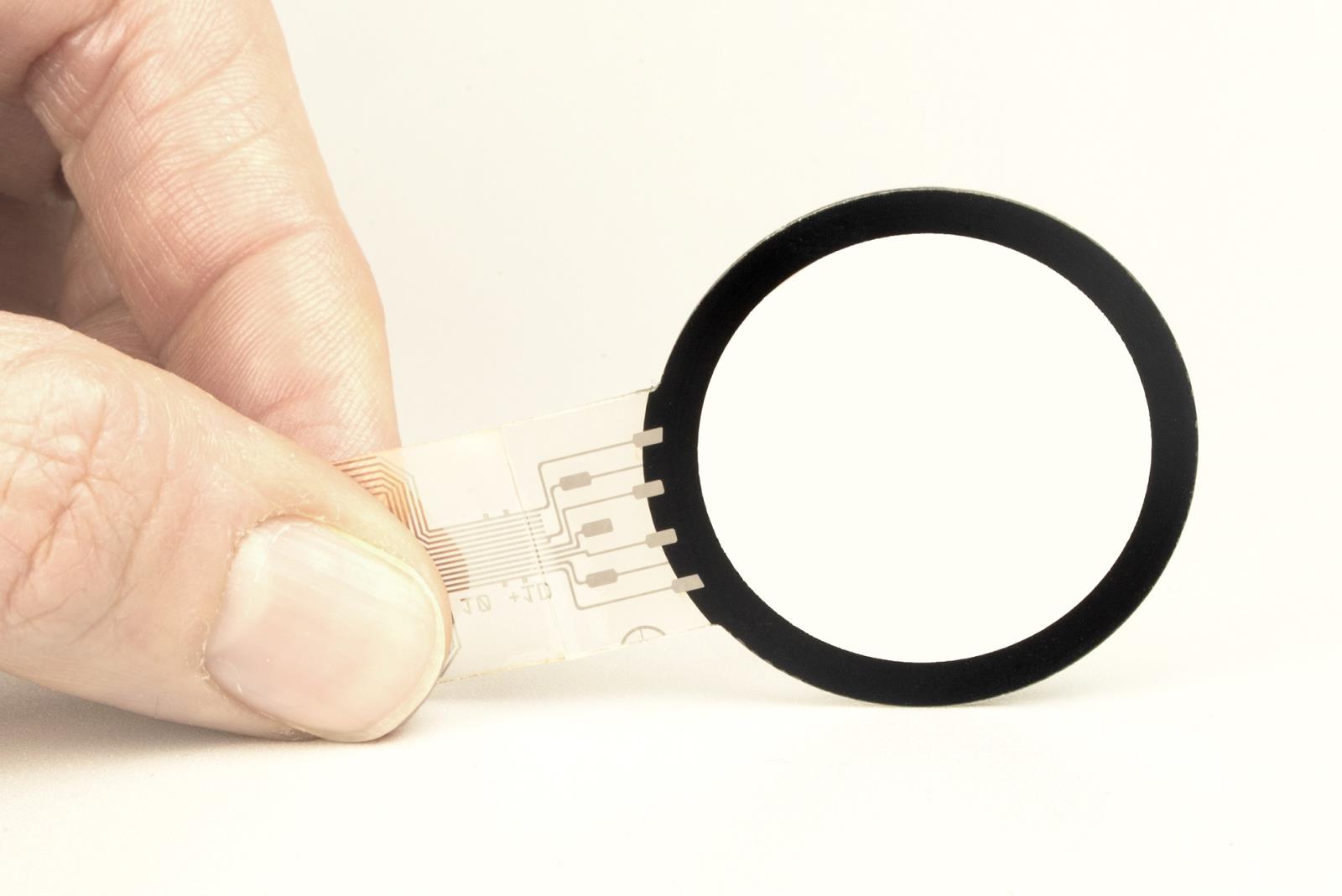 FLE011. FlexEnable_Tunable_Lens.jpg FLE011. FlexEnable_Tunable_Lens.jpg